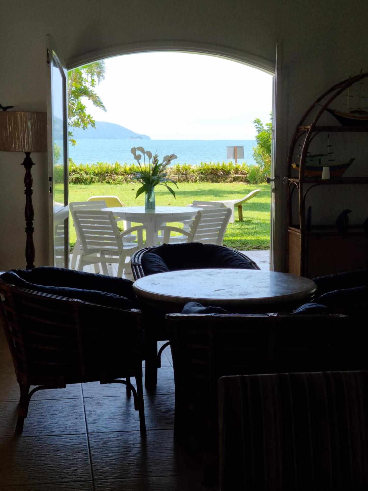 Casa Pe Na Areia - Do Lazaro Ubatuba